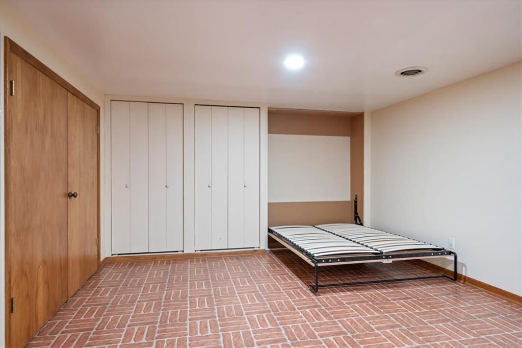 2404 Orchard Lane — photo 31
