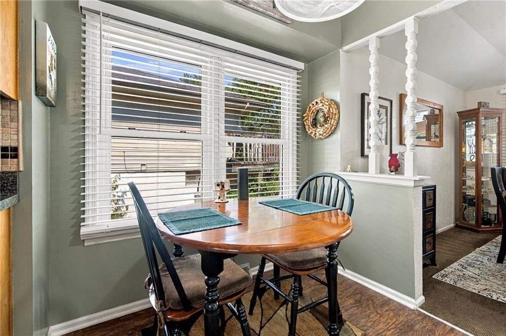 3023 Bryn Mawr Drive — photo 5