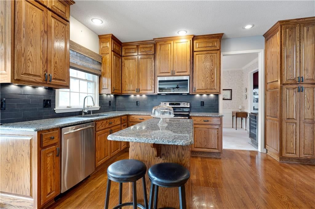 14941 Benson Street — photo 10