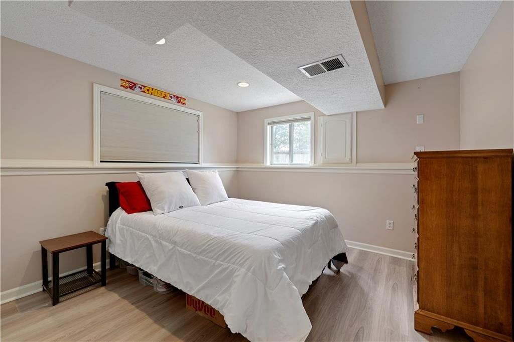 14941 Benson Street — photo 48