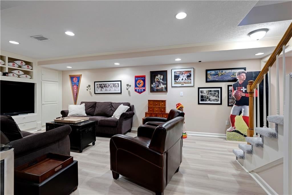 14941 Benson Street — photo 49