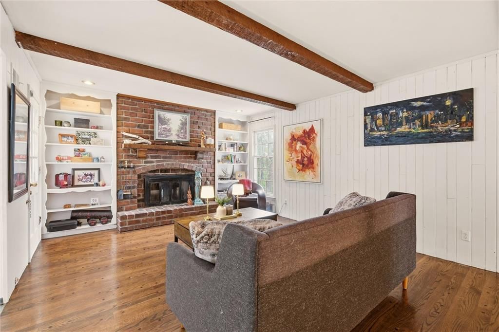 10935 Lydia Avenue — photo 6