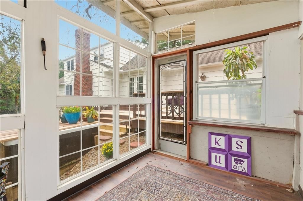 10935 Lydia Avenue — photo 32