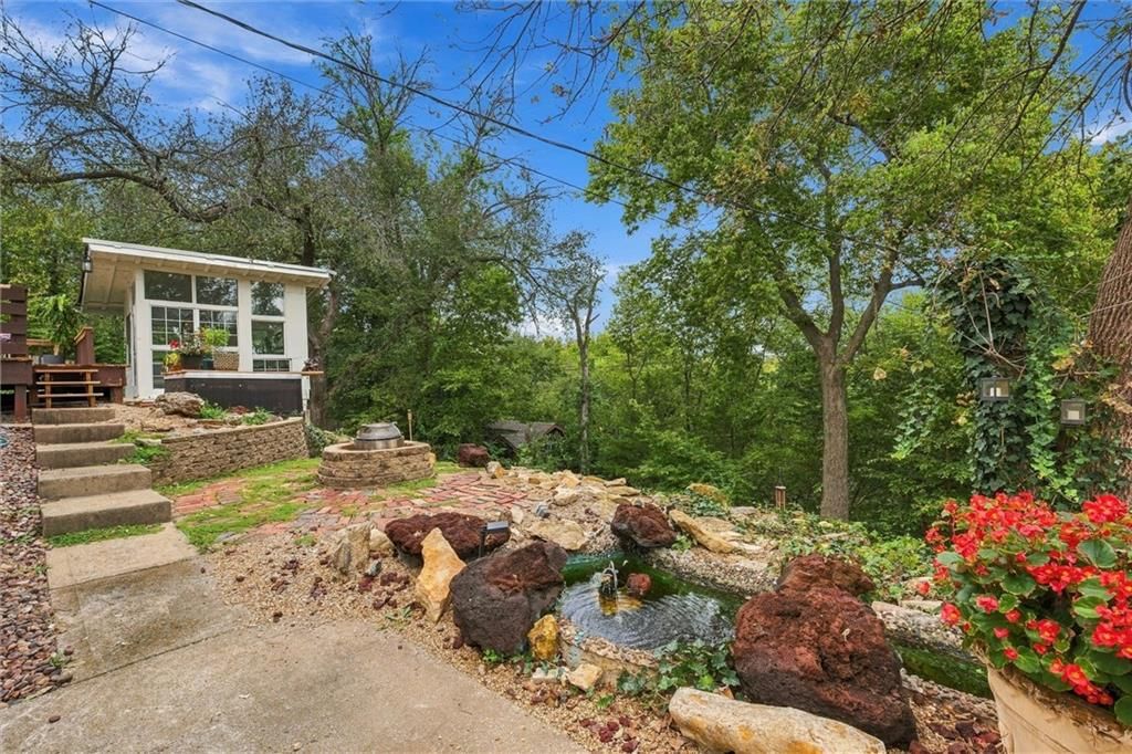 10935 Lydia Avenue — photo 36