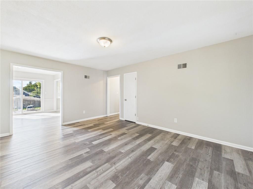 8030 Campbell Street — photo 5