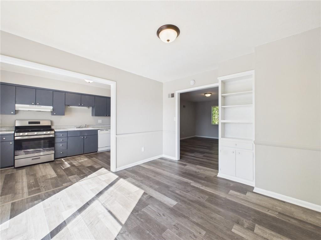 8030 Campbell Street — photo 7