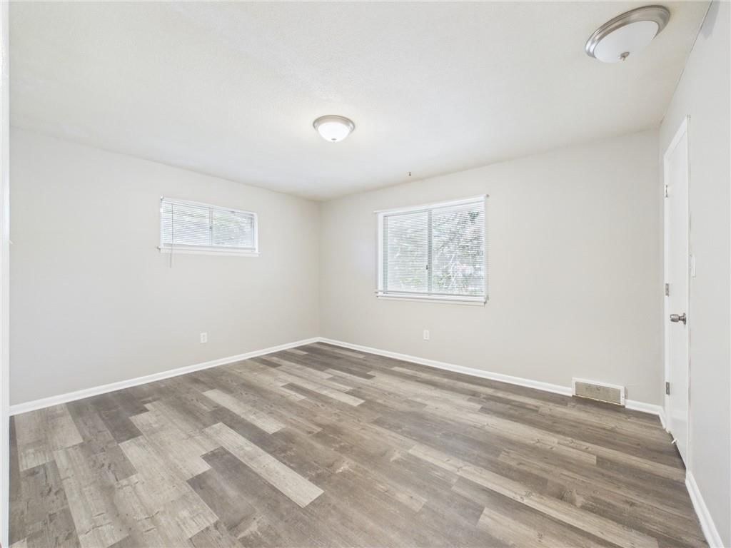 8030 Campbell Street — photo 11