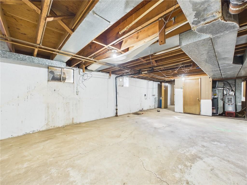 8030 Campbell Street — photo 24