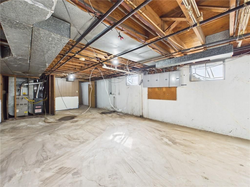 8030 Campbell Street — photo 27