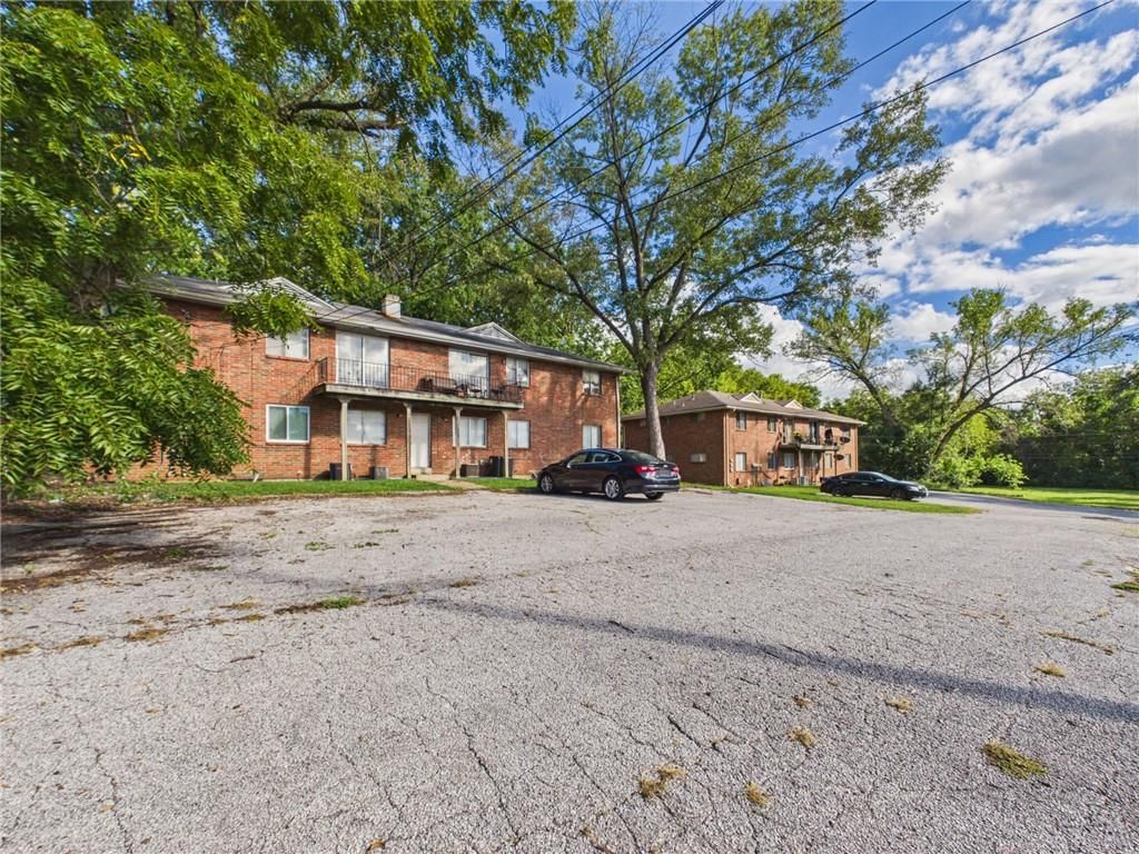 8030 Campbell Street — photo 32