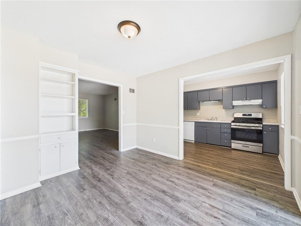 8030 Campbell Street — photo 35