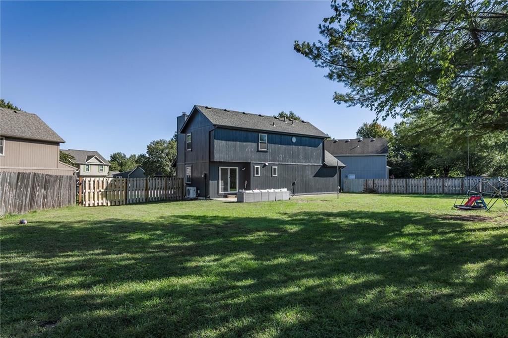 459 N Cherry Street, Gardner, KS: listing photo 3