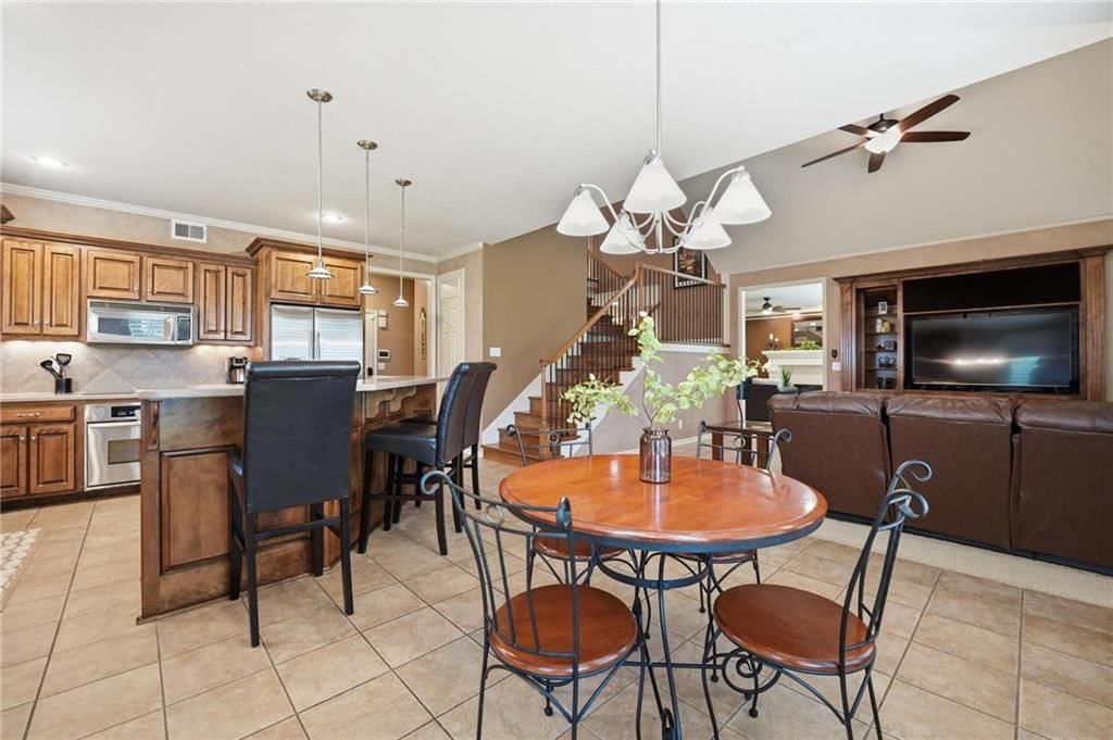 14329 Hayes Street — photo 24