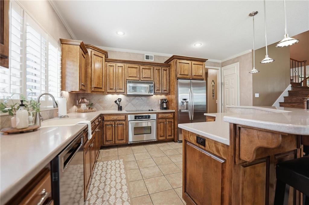 14329 Hayes Street — photo 25