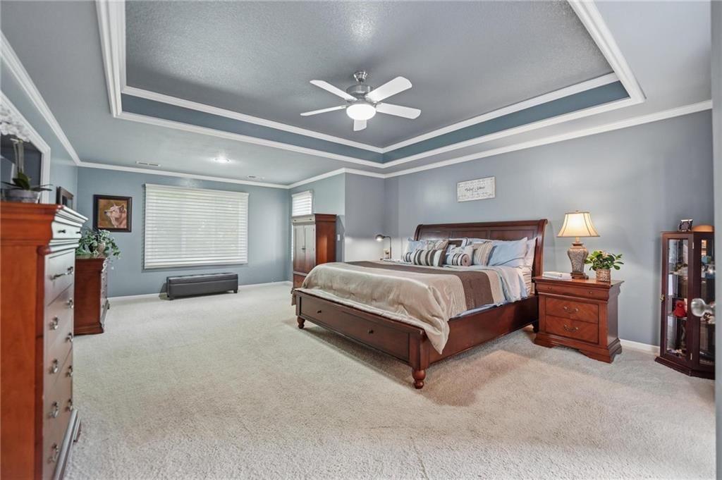 14329 Hayes Street — photo 32