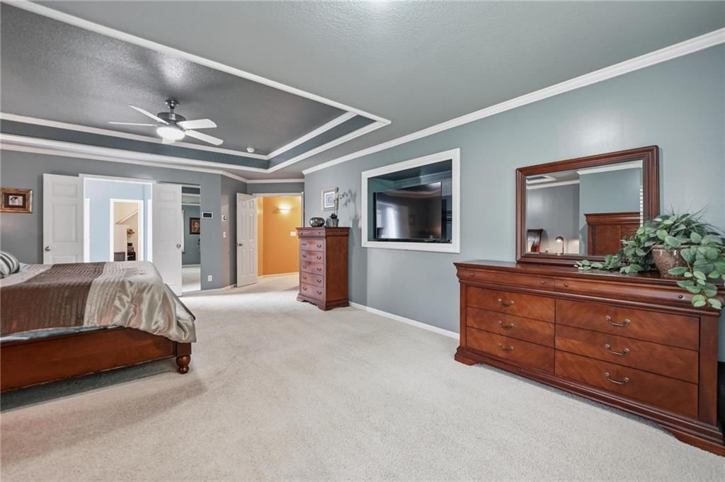 14329 Hayes Street — photo 33