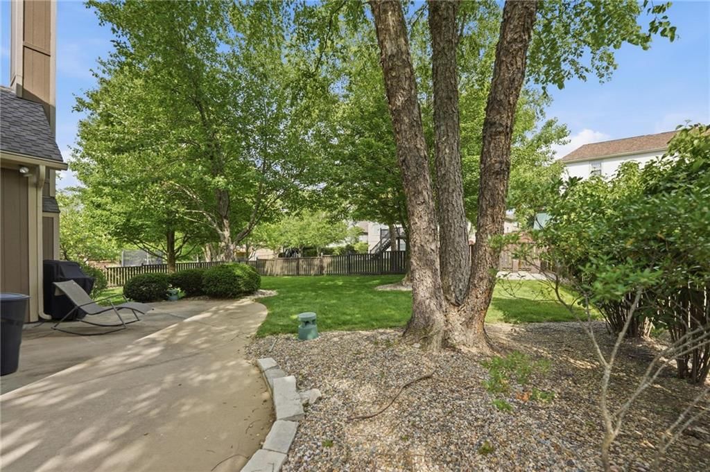 14329 Hayes Street — photo 72