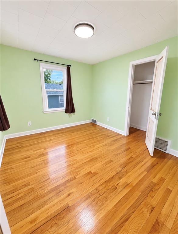 215 W 8th Street — photo 11