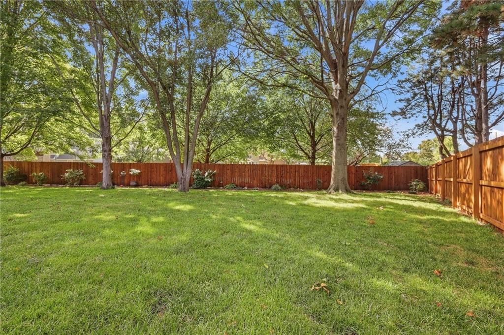 11930 S Hallet Street — photo 6