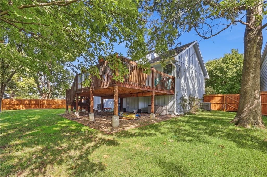 11930 S Hallet Street — photo 10