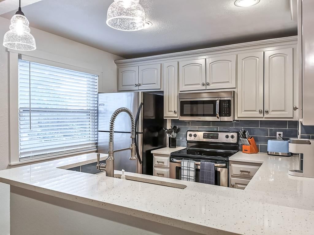 4500 Jefferson Street — photo 5