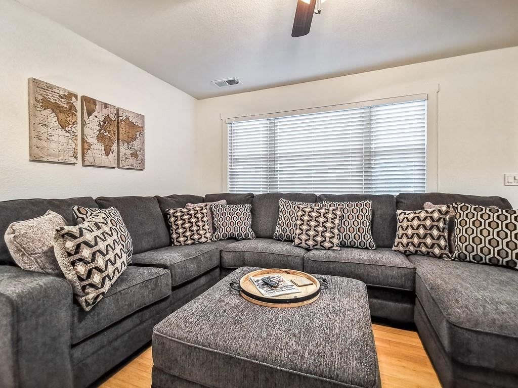 4500 Jefferson Street — photo 15