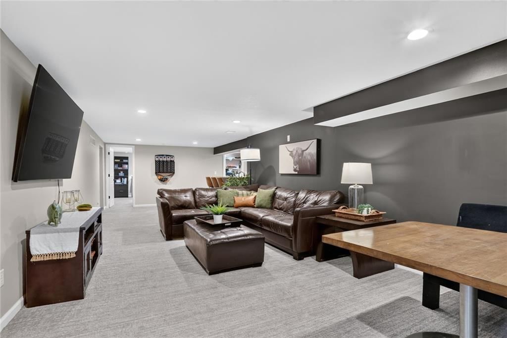 4229 W 98th Street — photo 28