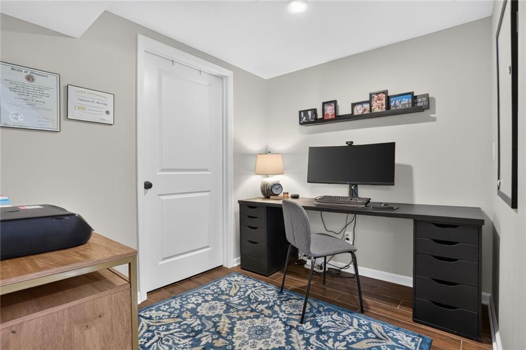 4229 W 98th Street — photo 37