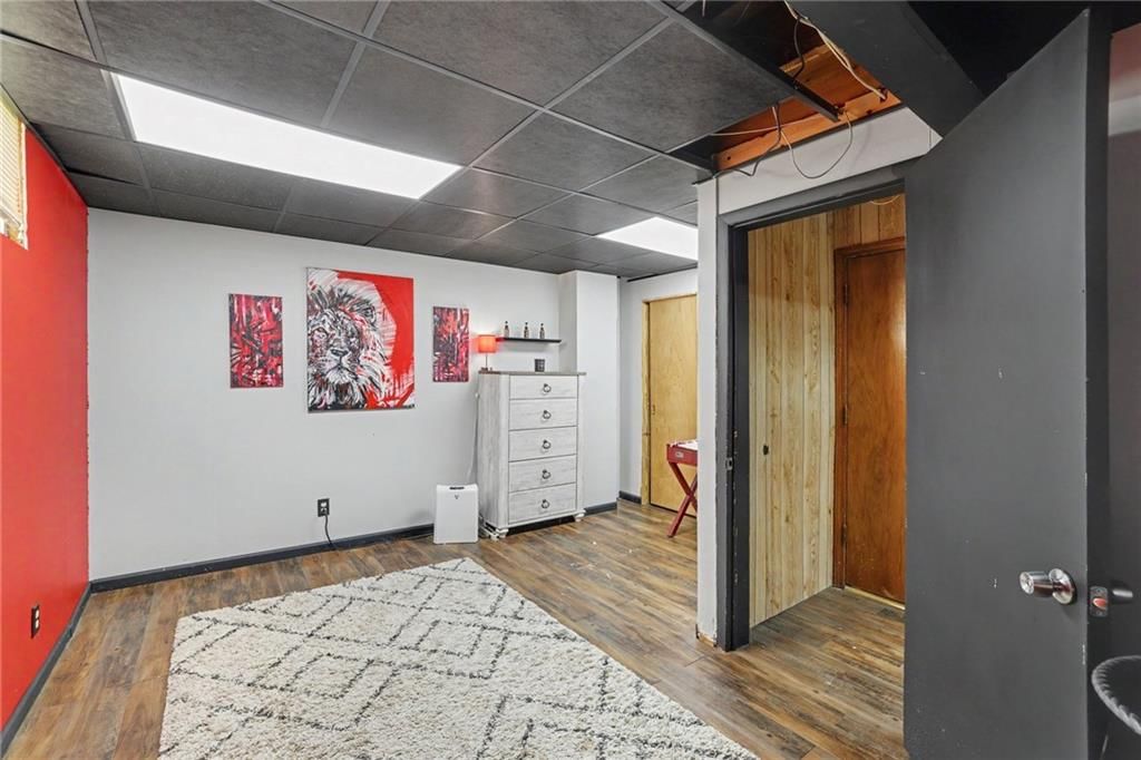 Photo 18 of 24 - 2018 E Mohawk Court, Olathe, KS 66062