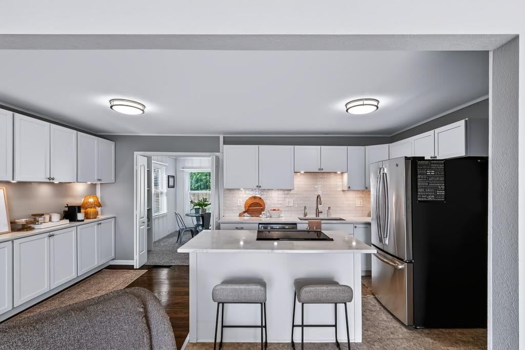 6126 Metcalf Lane — photo 12