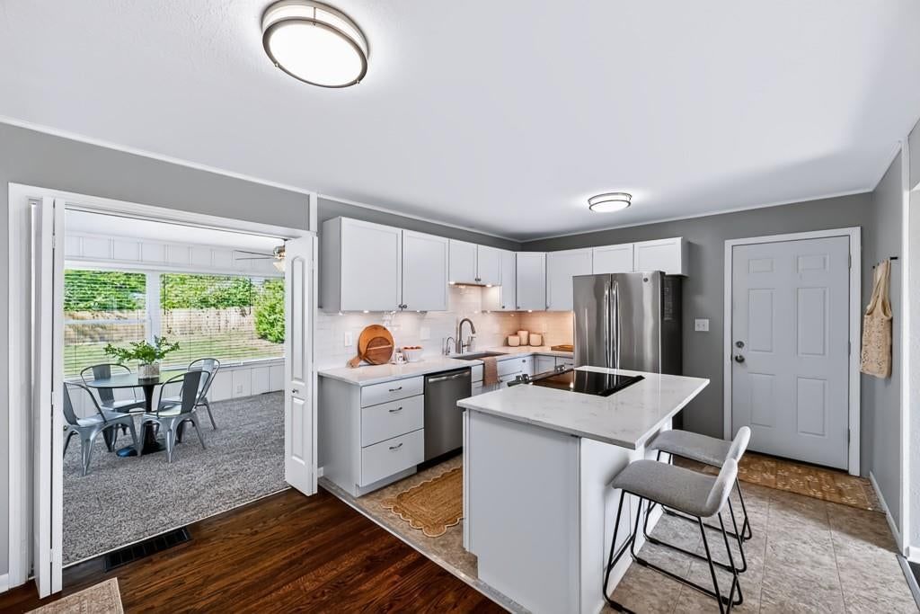6126 Metcalf Lane — photo 13