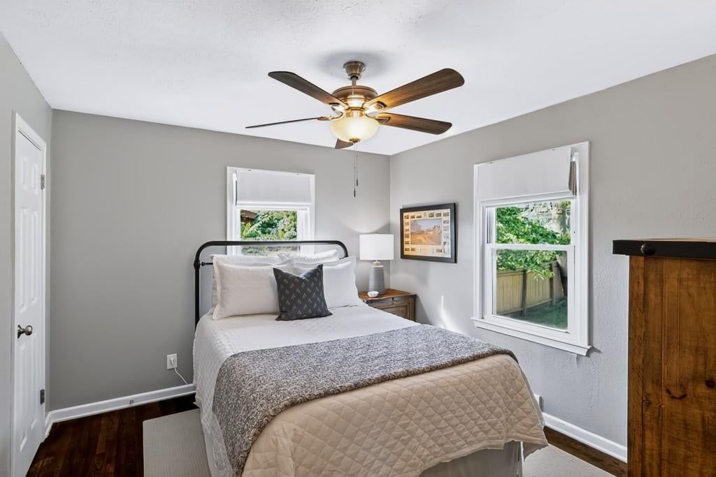 6126 Metcalf Lane — photo 28