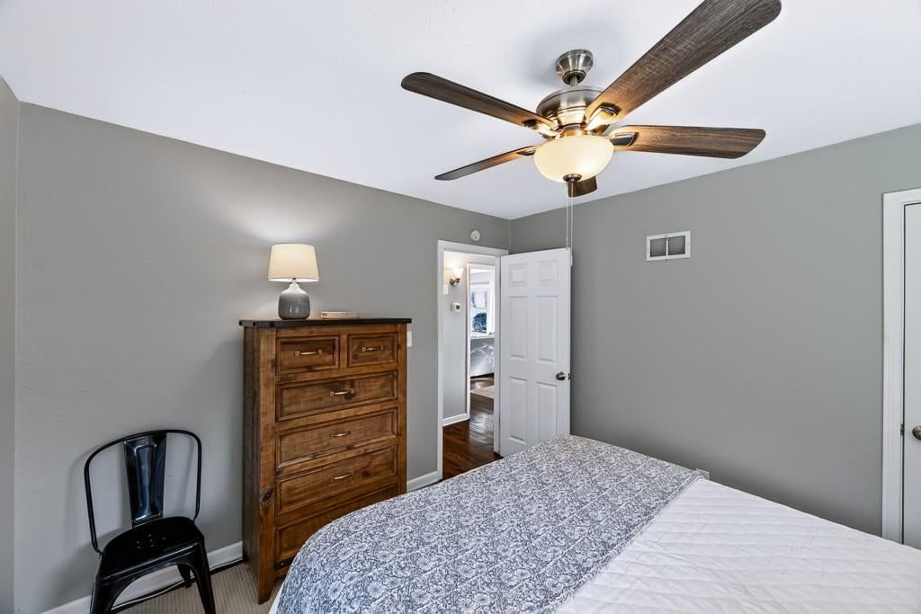 6126 Metcalf Lane — photo 31