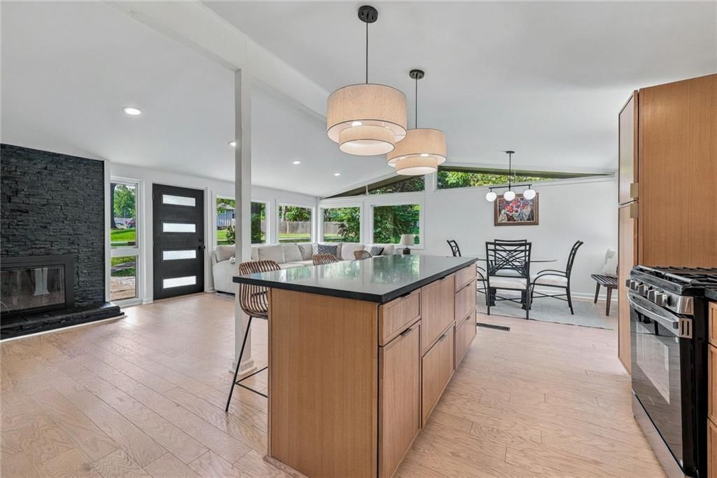 7725 Lamar Avenue — photo 10