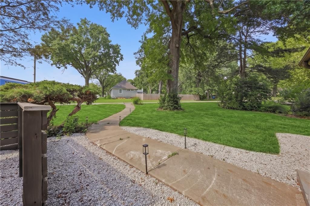 7725 Lamar Avenue — photo 34