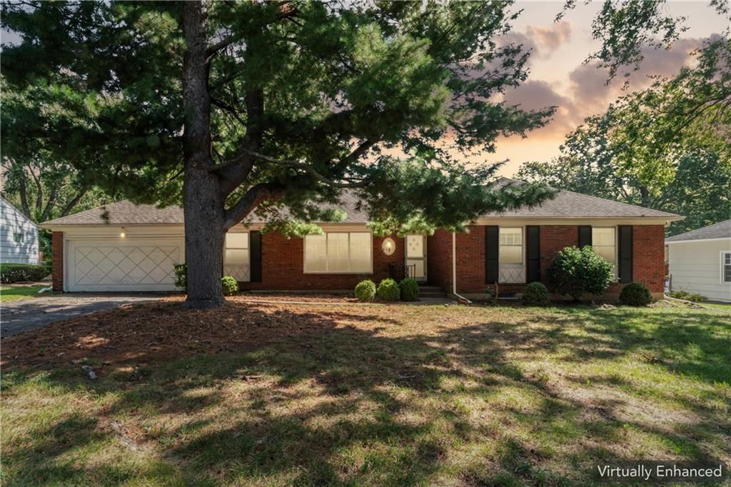 6441 Woodson Drive — photo 5