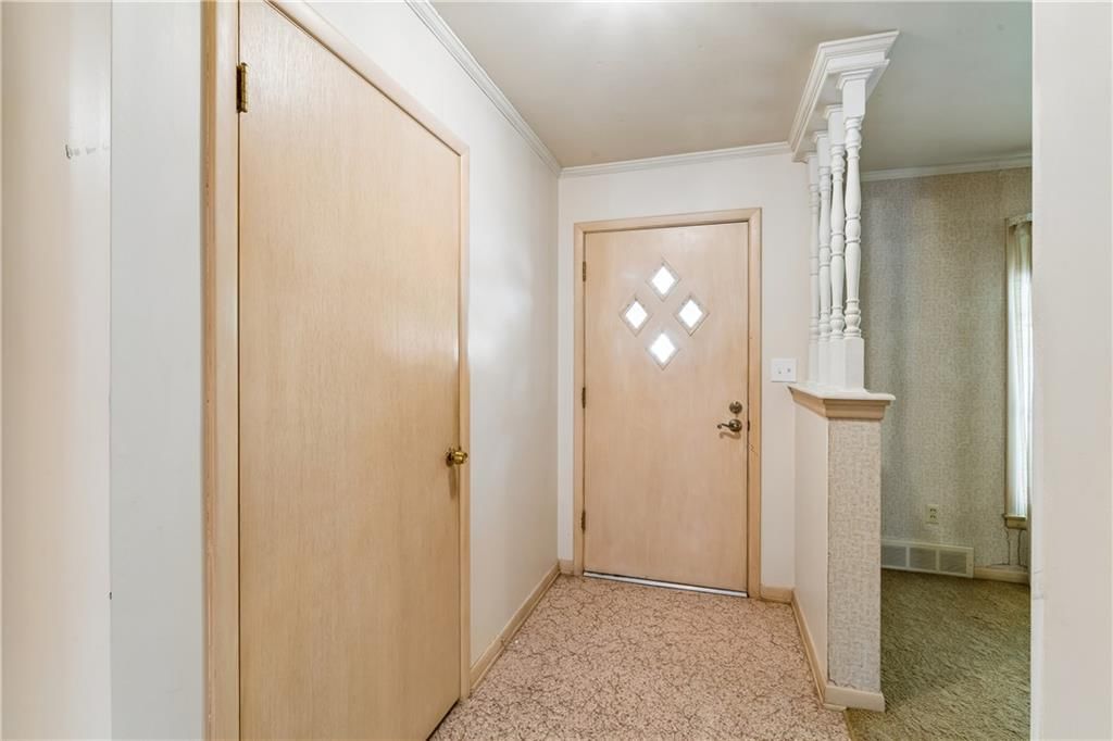 6441 Woodson Drive — photo 6