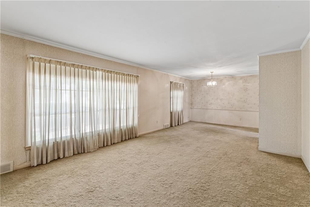 6441 Woodson Drive — photo 7
