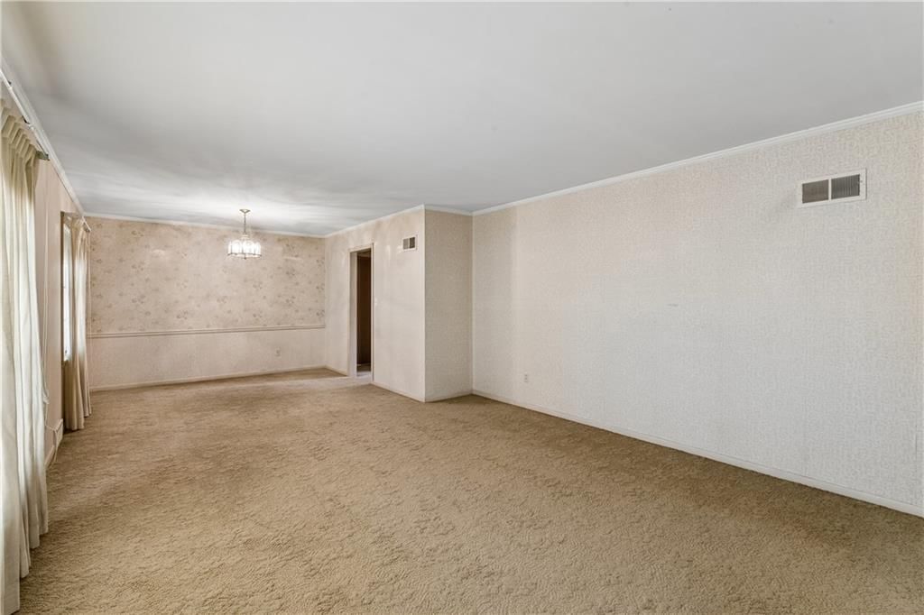6441 Woodson Drive — photo 9