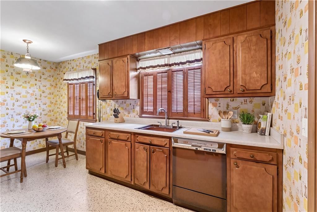 6441 Woodson Drive — photo 22