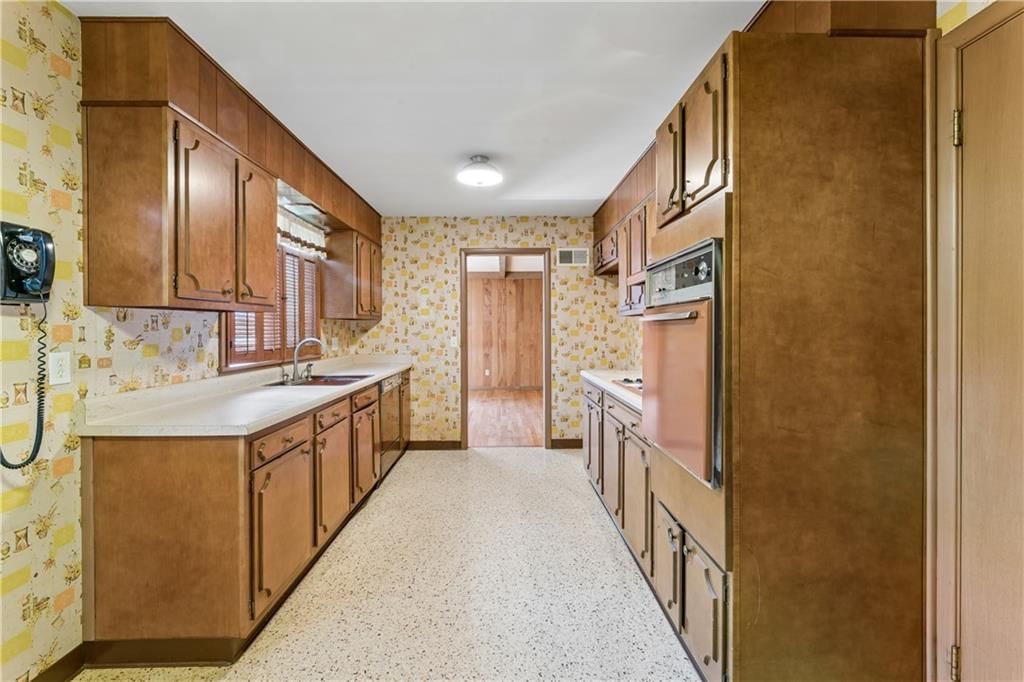 6441 Woodson Drive — photo 25