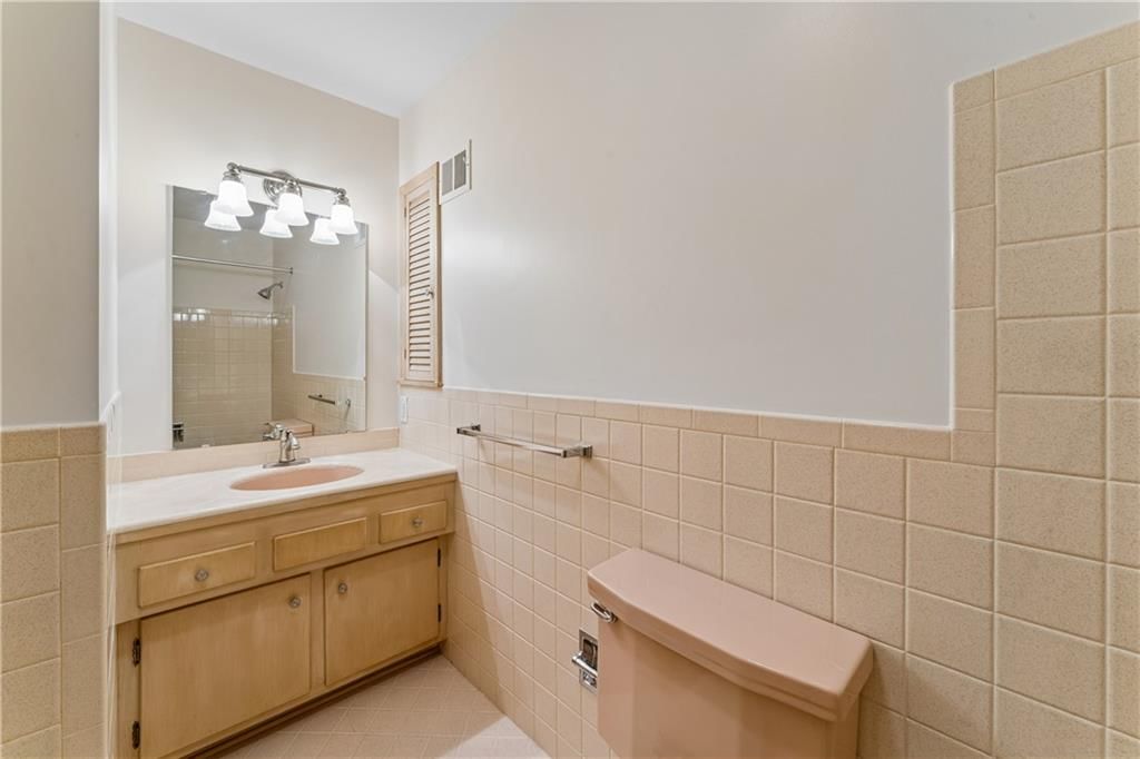 6441 Woodson Drive — photo 35