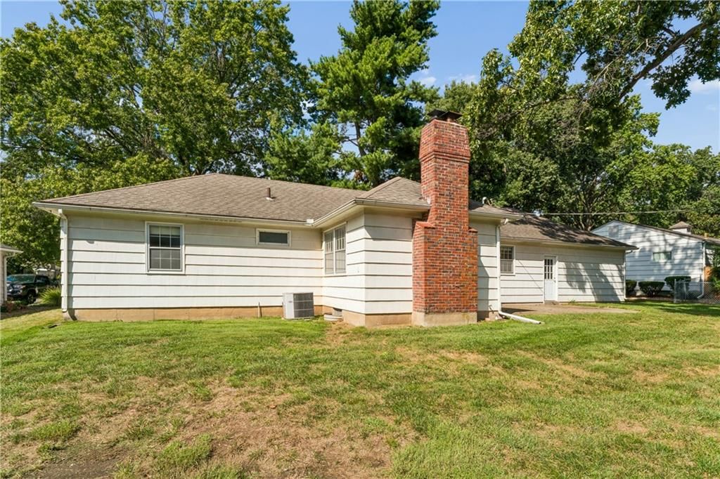 6441 Woodson Drive — photo 50