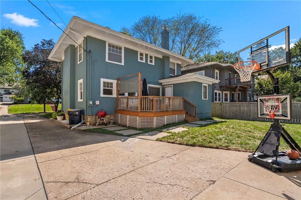 620 W 60TH Terrace — photo 31
