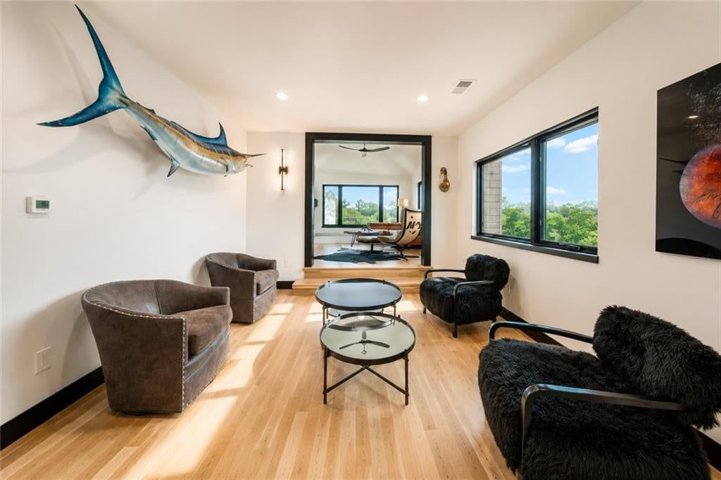 8826 McCoy Street — photo 30
