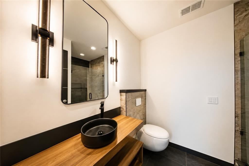 8826 McCoy Street — photo 34