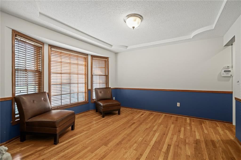 8408 W 115th Street — photo 17