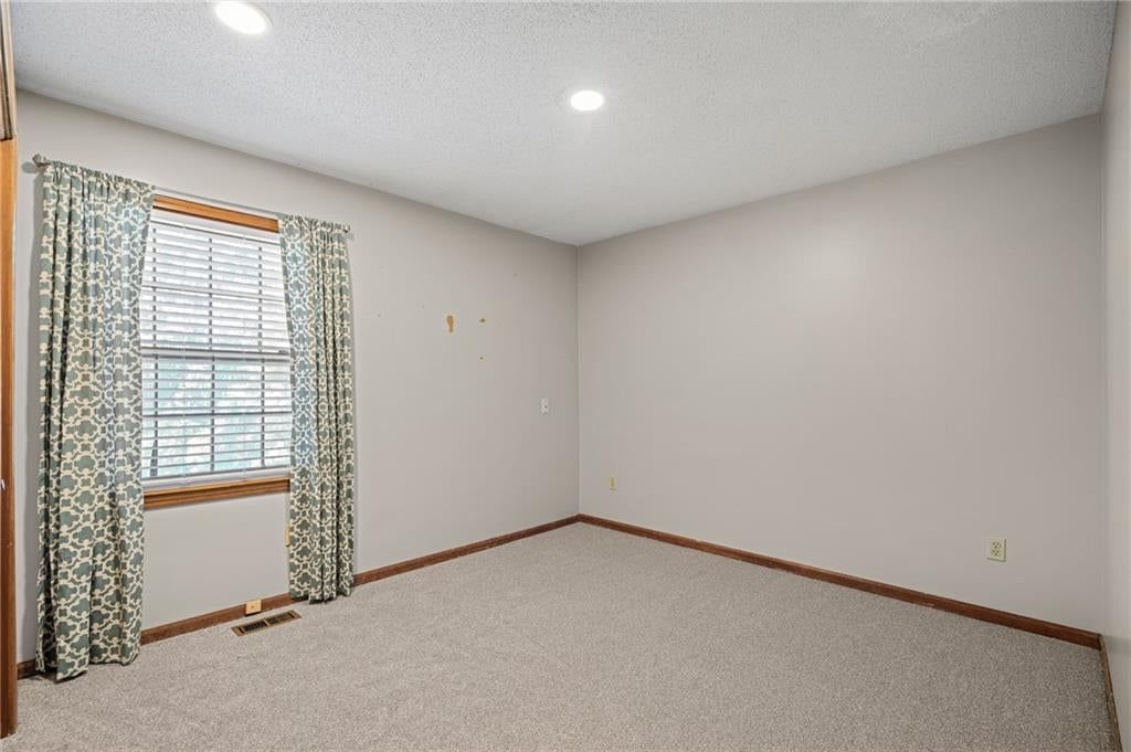 8408 W 115th Street — photo 24