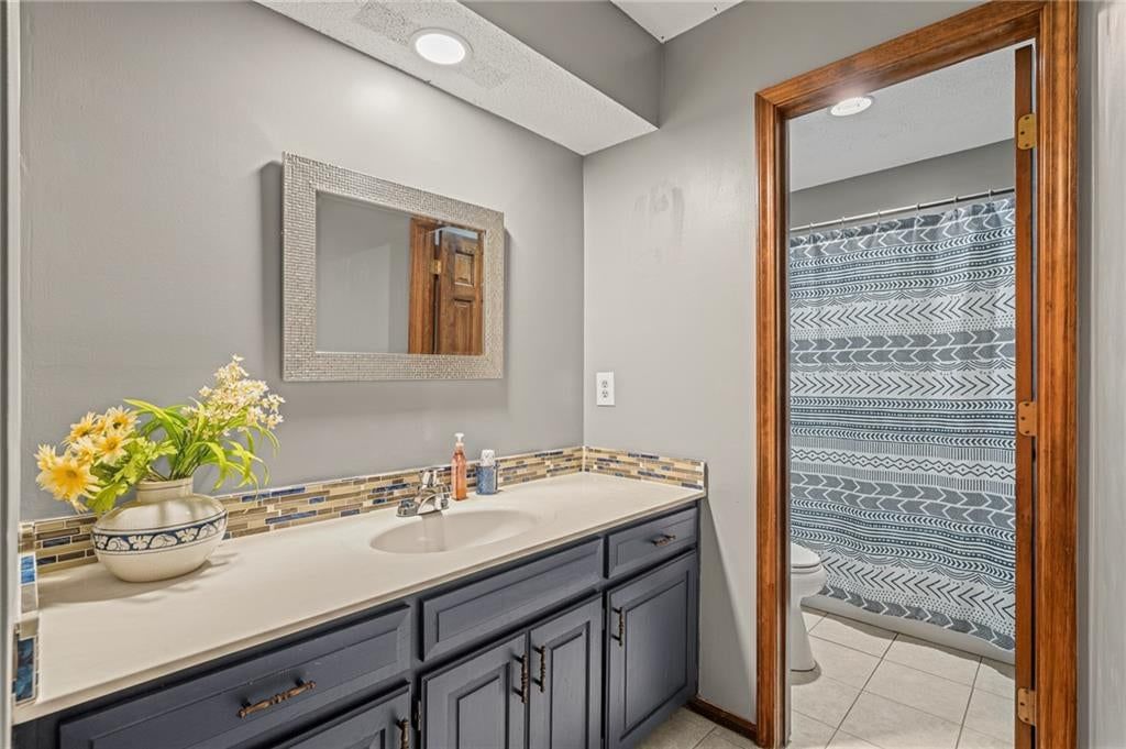 8408 W 115th Street — photo 25
