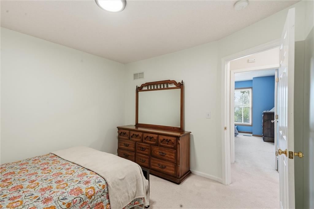 Photo 25 of 49 - 12265 S Mullen Road, Olathe, KS 66062